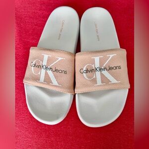 Calvin Klein Jeans Peach and White Logo Slide Sandals
